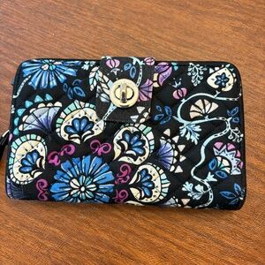 Vera Bradley wallet